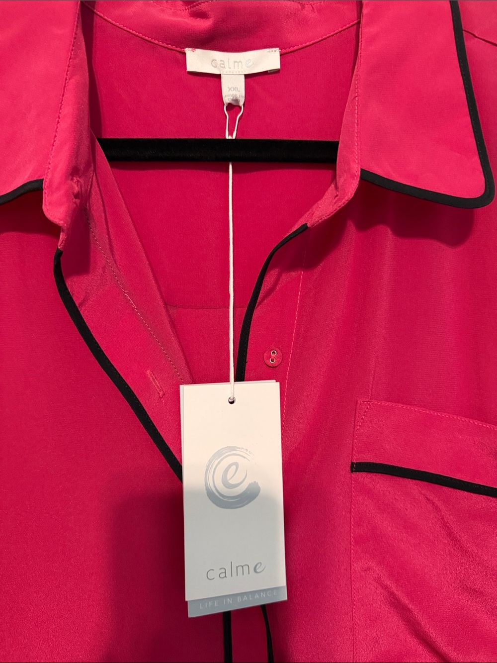 NWT Calme by Johnny Was 100% Silk Hot Pink Blouse with Black Piping - Picture 3 of 5